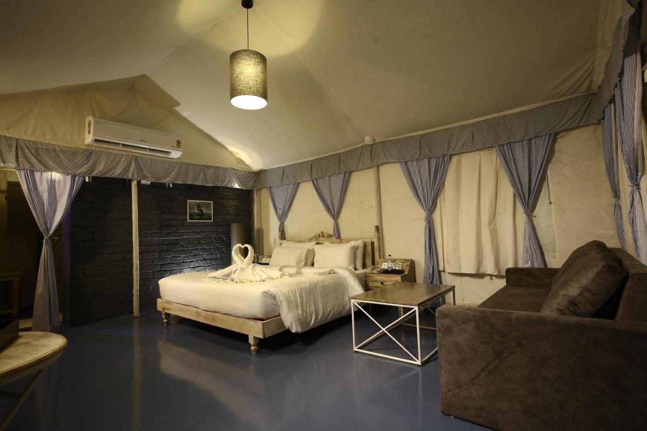 The Fern Seaside Luxurious Tent Resort Daman Exterior photo